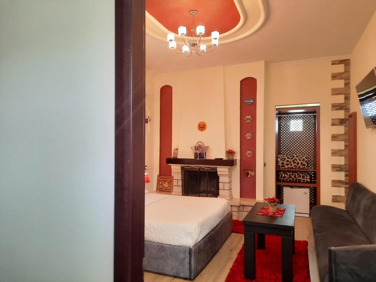 Villa 53 Тирана Экстерьер фото