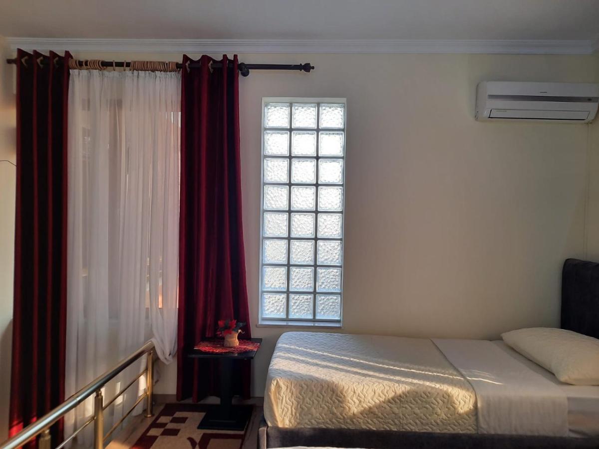 Villa 53 Тирана Экстерьер фото
